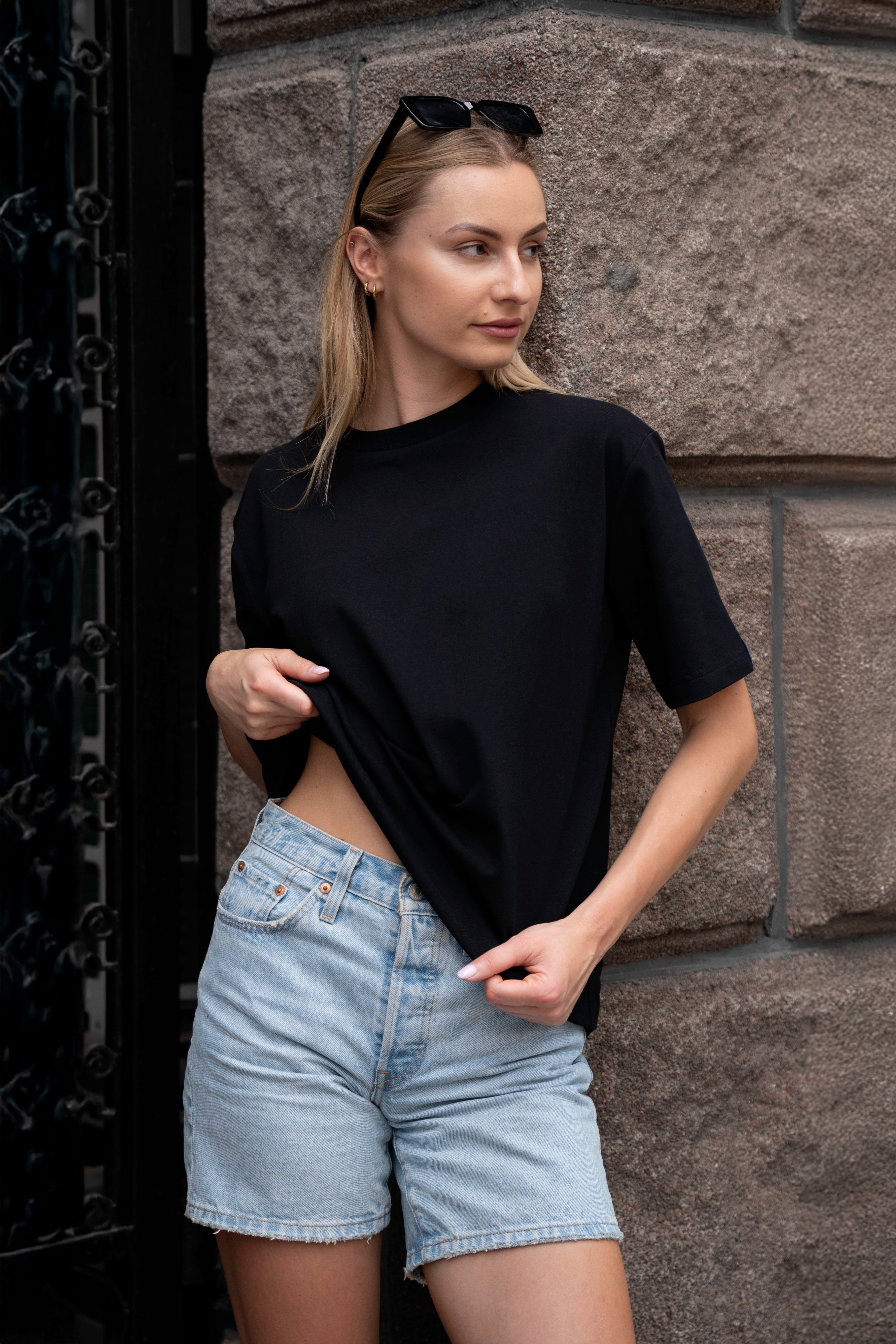 Black women’s oversized T-shirt