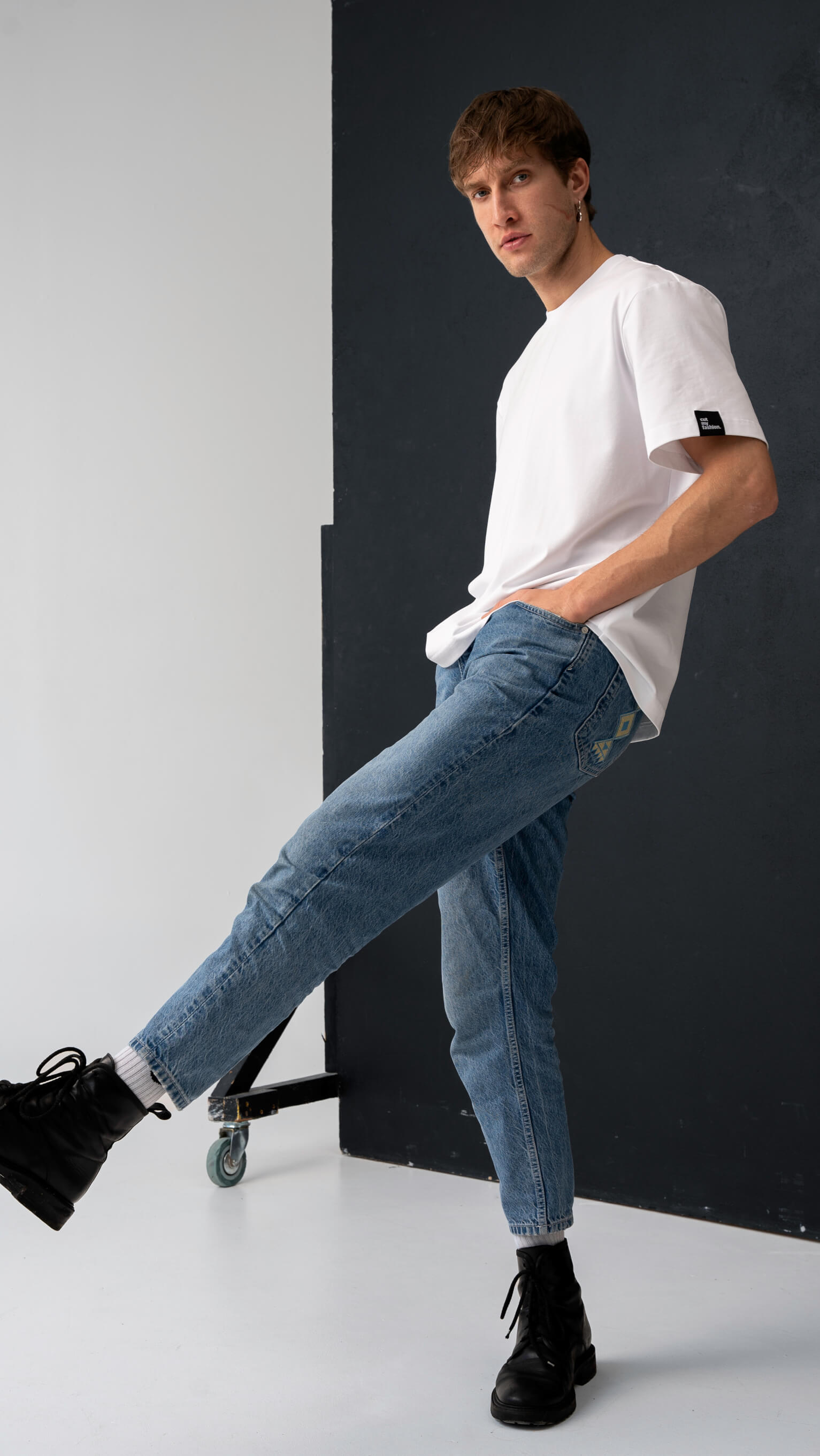 Balti vyriški marškinėliai