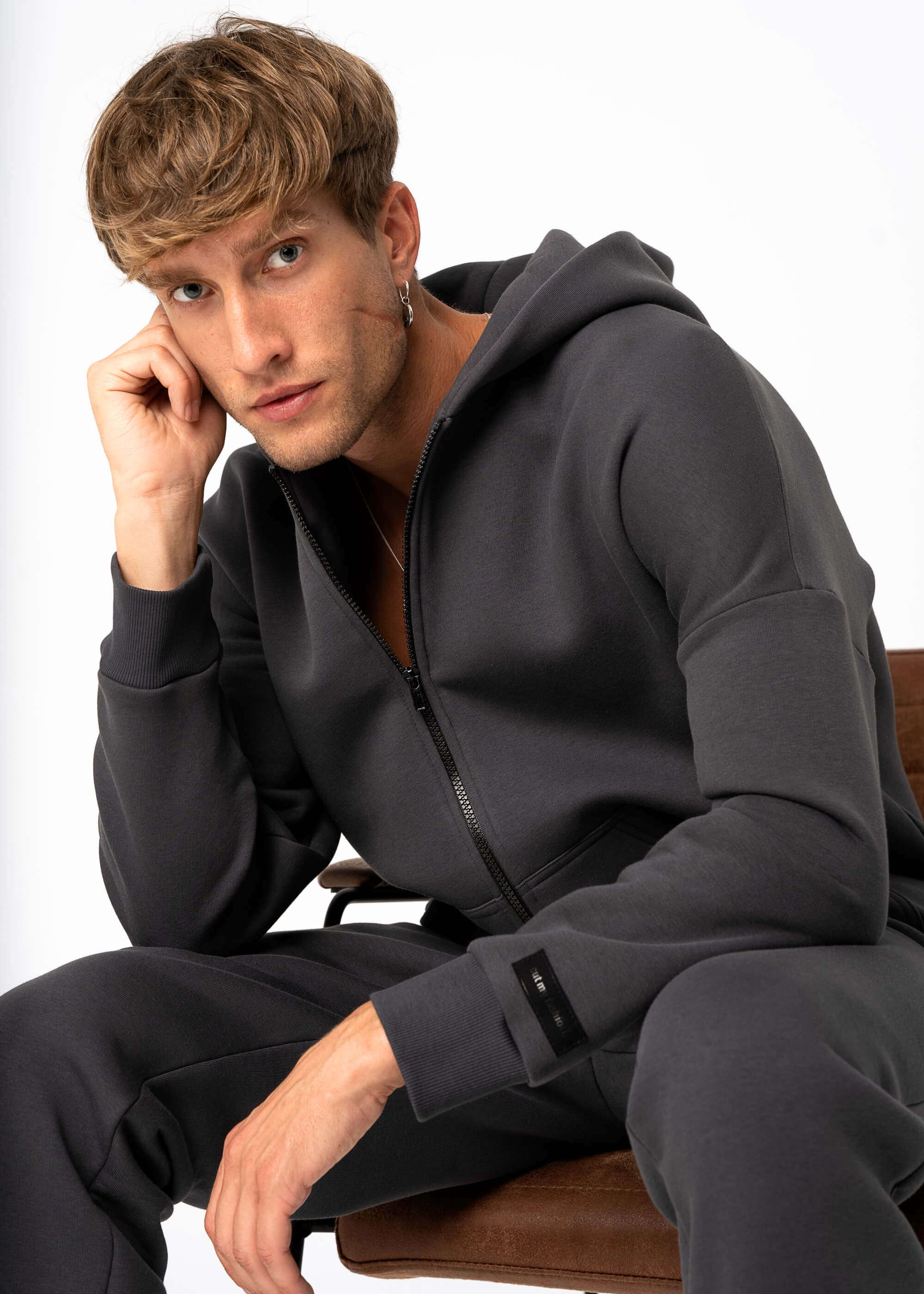 Men's cutmyfashion zip-up tracksuit in grey