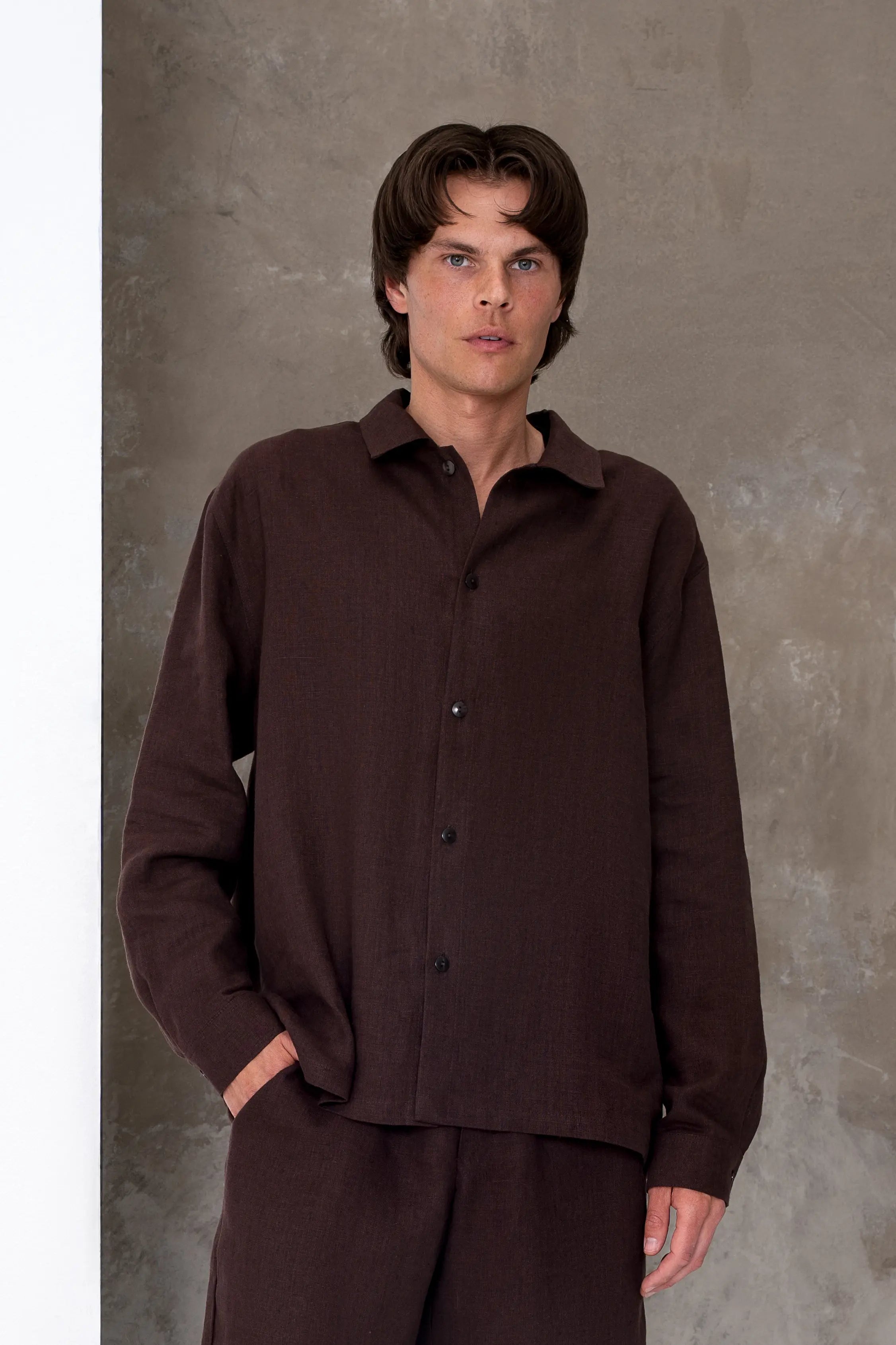 Brown men’s linen shirt, relaxed fit, front view