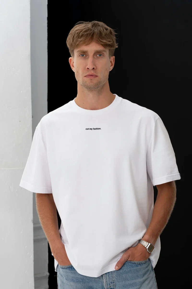 Oversized Men's T-Shirt CMF541