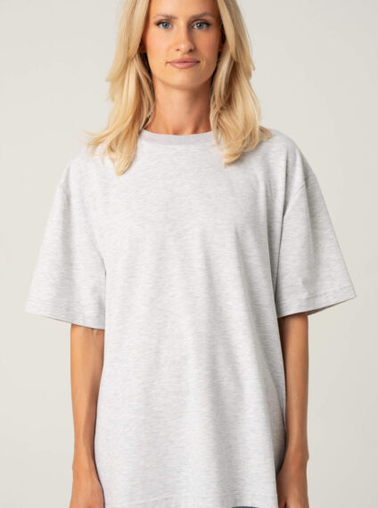 Oversized unisex marškinėliai "CMF by Kamilė" CMF395
