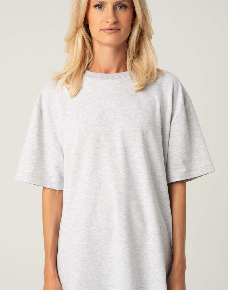 Oversized unisex marškinėliai "CMF by Kamilė" CMF395