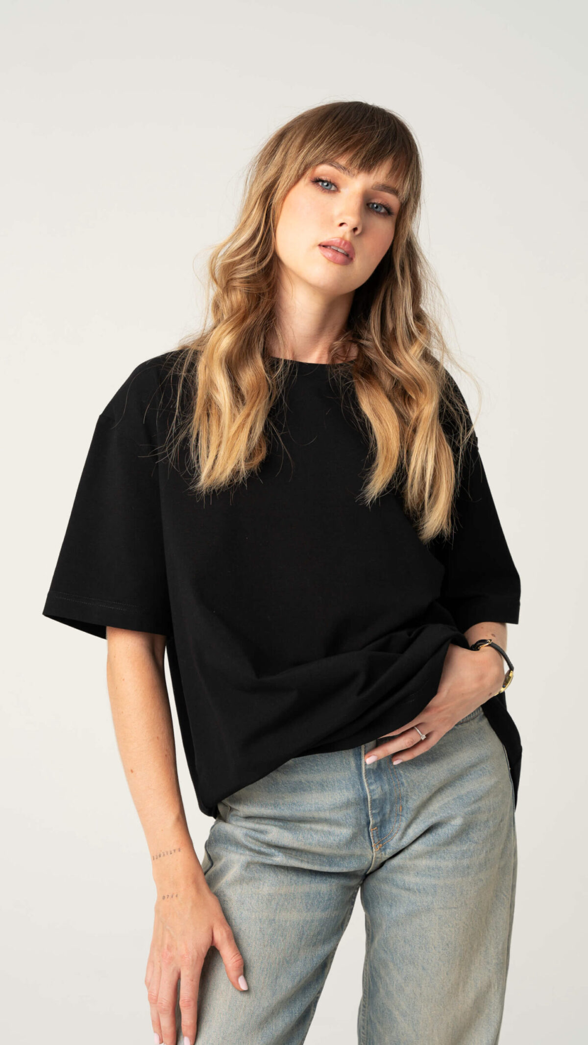 Oversized unisex marškinėliai "CMF by Kamilė" CMF394 - Image 2