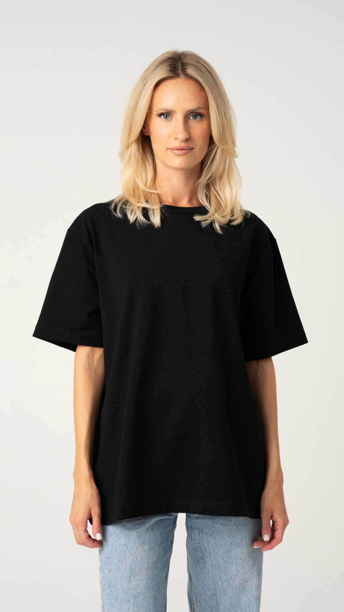 Oversized unisex marškinėliai "CMF by Kamilė" CMF394 - Image 3