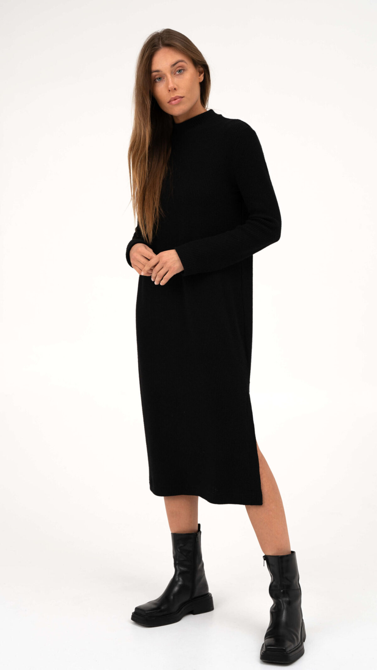 Juoda suknelė "Meri" CMF316 - Image 3